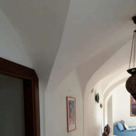 Avezzano House * Sorbello