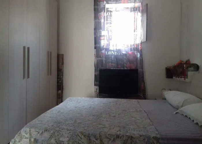 Avezzano House Bed & Breakfast *